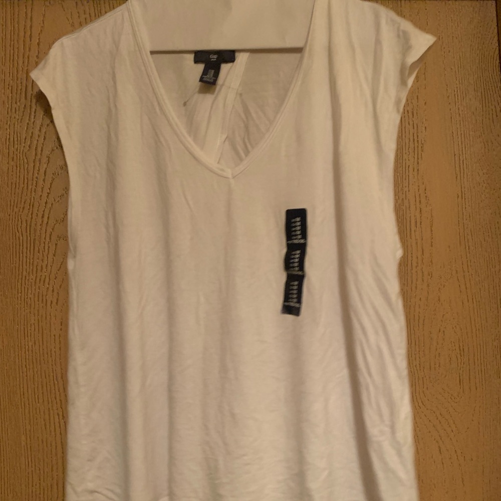 NWOT Short Sleeve Tee, Size M